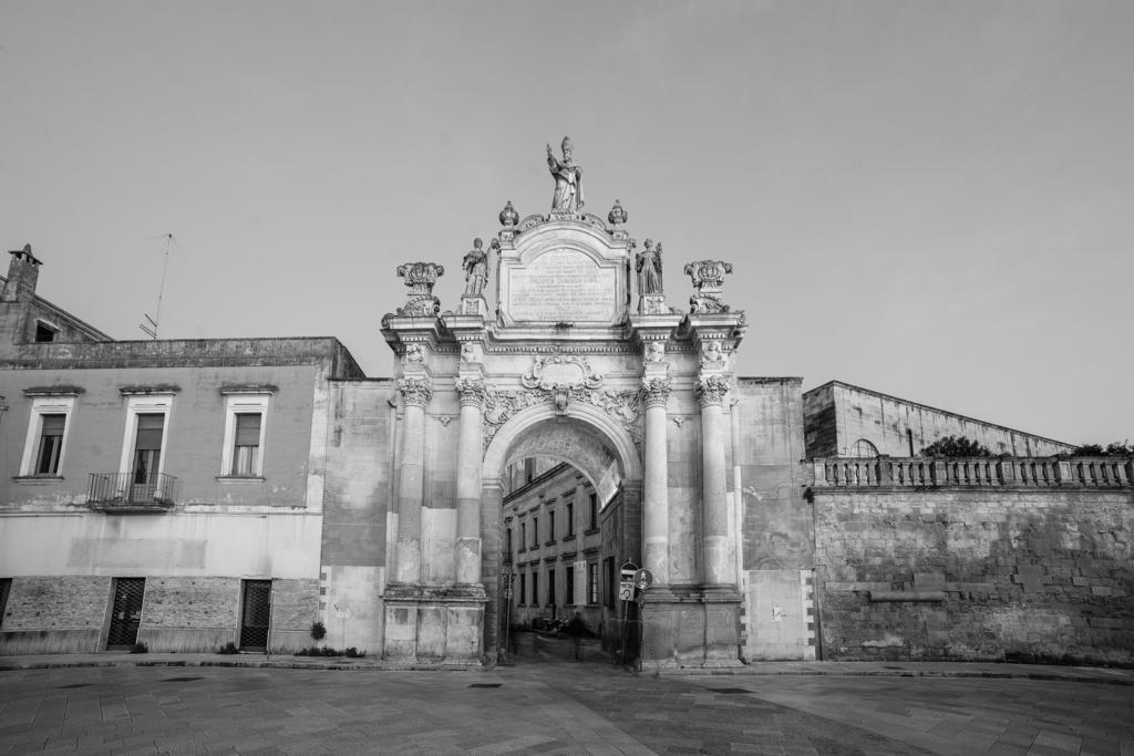 Lecce Stazione Centrale מראה חיצוני תמונה